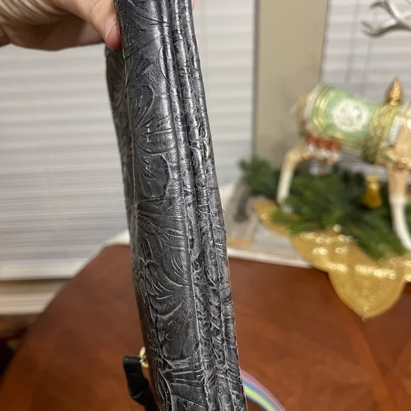 Consuela Steely Uptown Crossbody wristlet - Picture 7 of 16